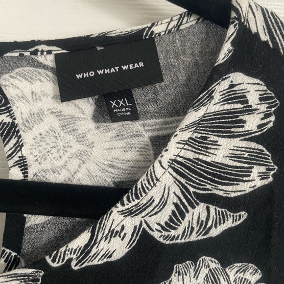 Who What Wear Black and White Floral Dress - Picture 2 of 4